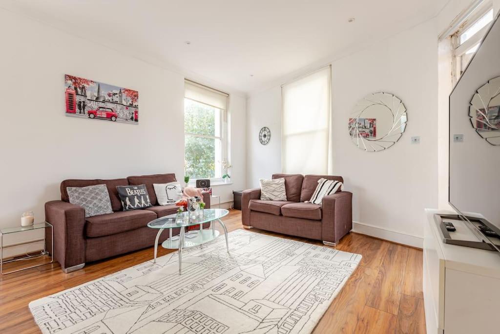 2 Bedroom Flat In St Johns Wood Лондон Экстерьер фото